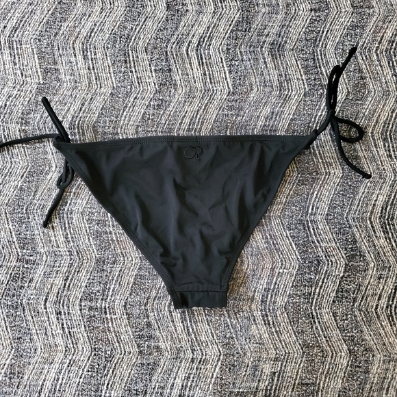 Bikini Bottom - Picture 2 of 2